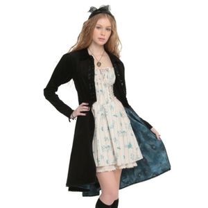 Torrid Victorian Cinderella coat size 3